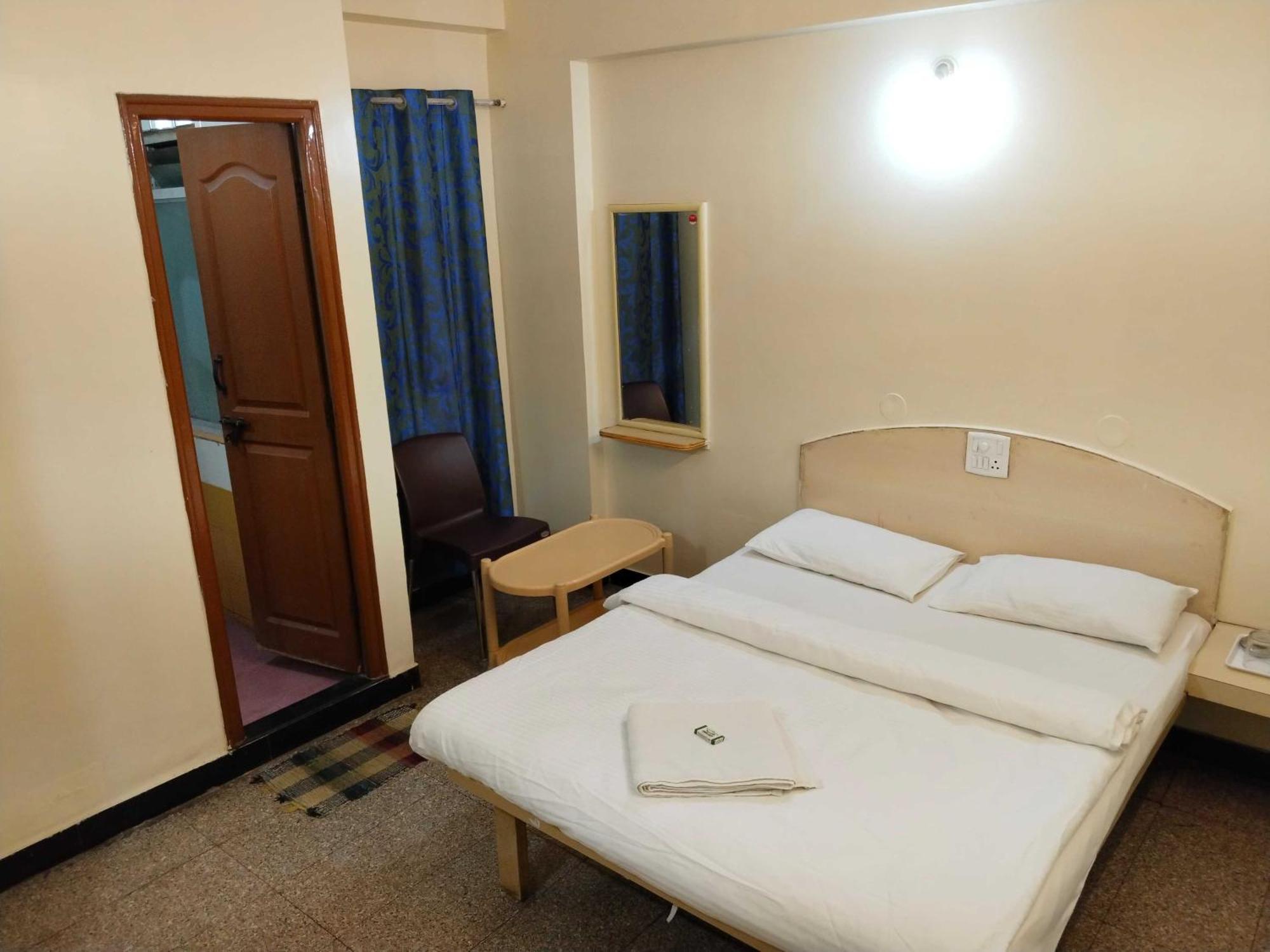 Hotel O Sri Vijaya Palace Lodging 班加罗尔 外观 照片